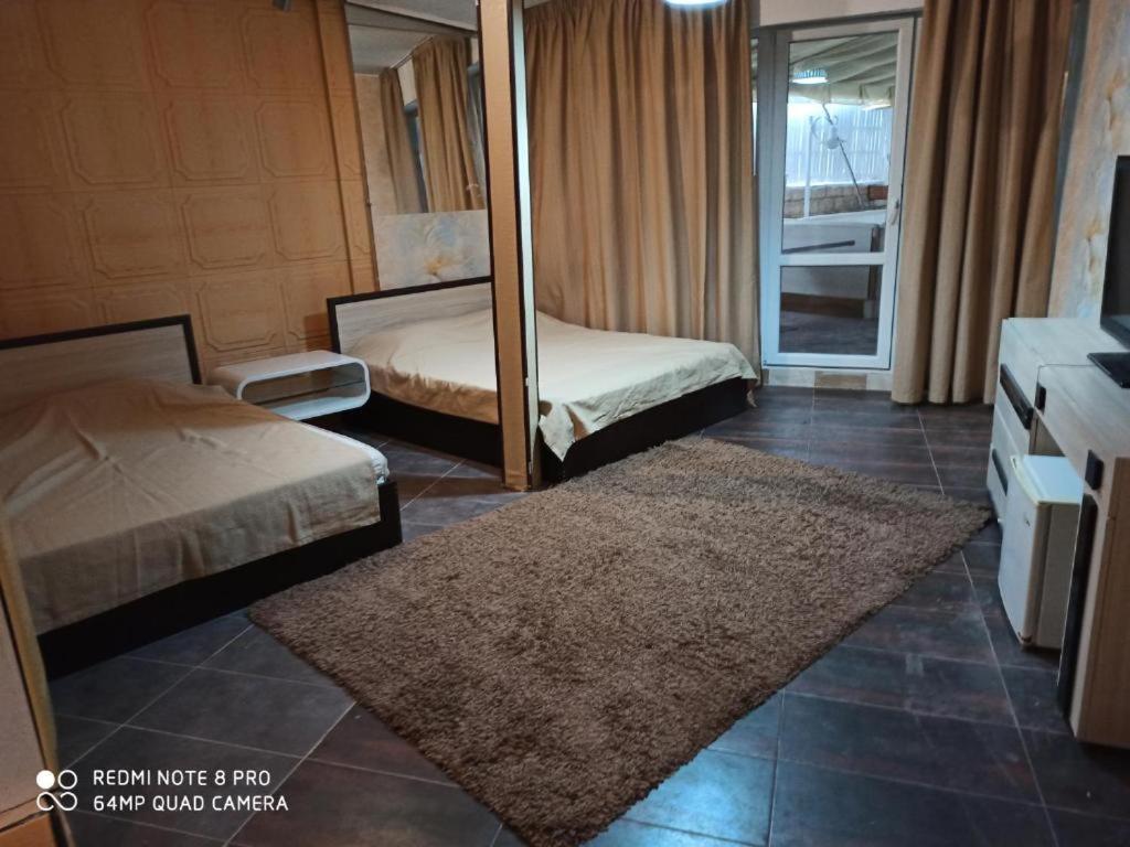 Apartments Devora 1 & Bar & Restaurant Варна Екстериор снимка
