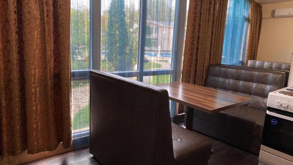 Apartments Devora 1 & Bar & Restaurant Варна Екстериор снимка