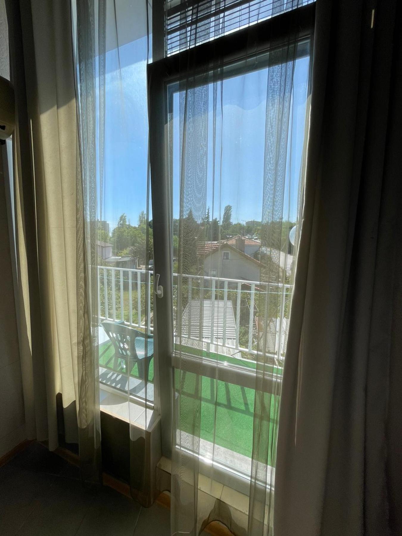 Apartments Devora 1 & Bar & Restaurant Варна Екстериор снимка
