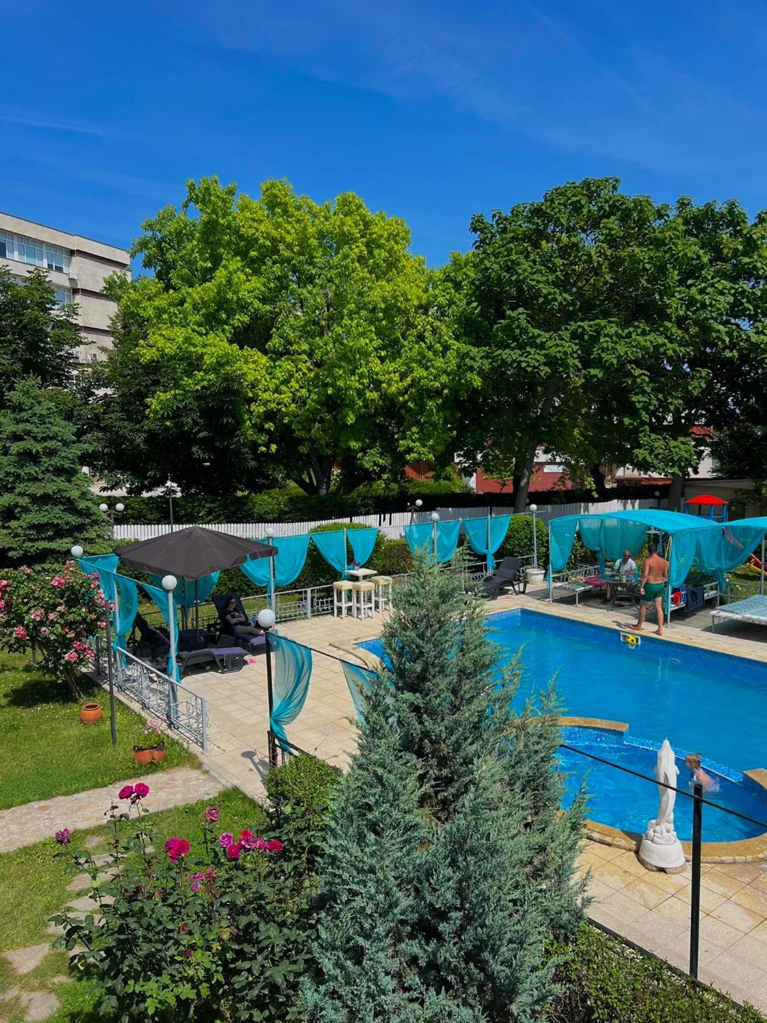 Apartments Devora 1 & Bar & Restaurant Варна Екстериор снимка